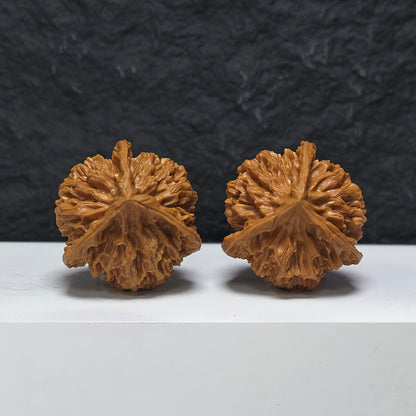 "Dragon Scale Pattern Three-Ridge Mercedes"ng Lin San Leng Ben YX-E-172876 Collector Wenwan Walnuts Pair | 45.0mm x 45.0mm | YX-E-172876
