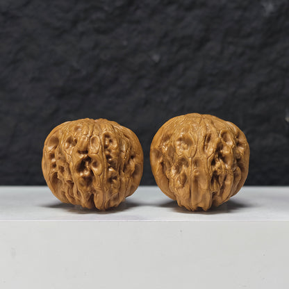 "Rolling Donkey Arch Bridge Concave Base" Lv Da Gun Gong Qiao Ao Di Collector Wenwan Walnuts Pair | 39.0mm x 45.0mm | LDG-S-002958