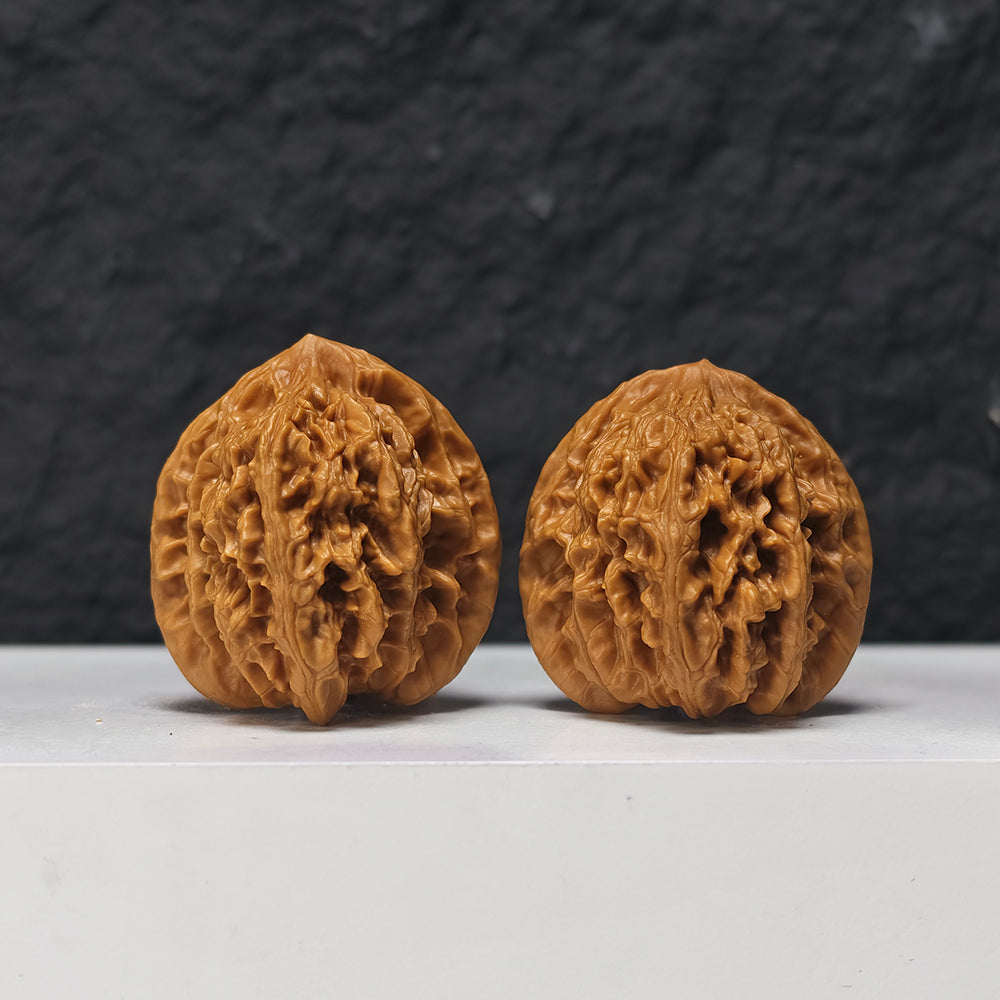 "Peach Heart Xia Yun Ling" Peach Heart Xia Yun Ling Collector Wenwan Walnuts Pair | 40.0mm x 40.0mm | SZ-S-039946