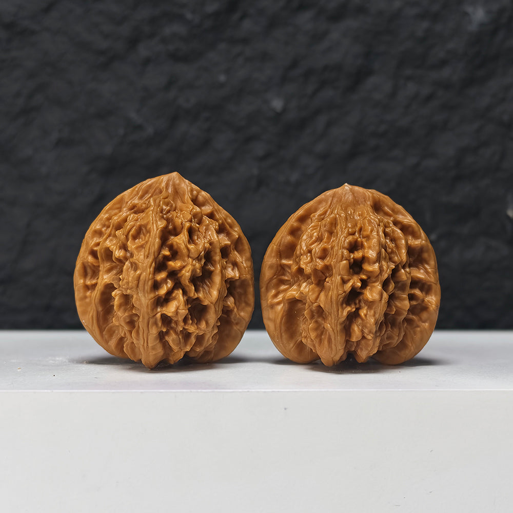 "Peach Heart Xia Yun Ling" Peach Heart Xia Yun Ling Collector Wenwan Walnuts Pair | 40.0mm x 40.0mm | SZ-S-039946