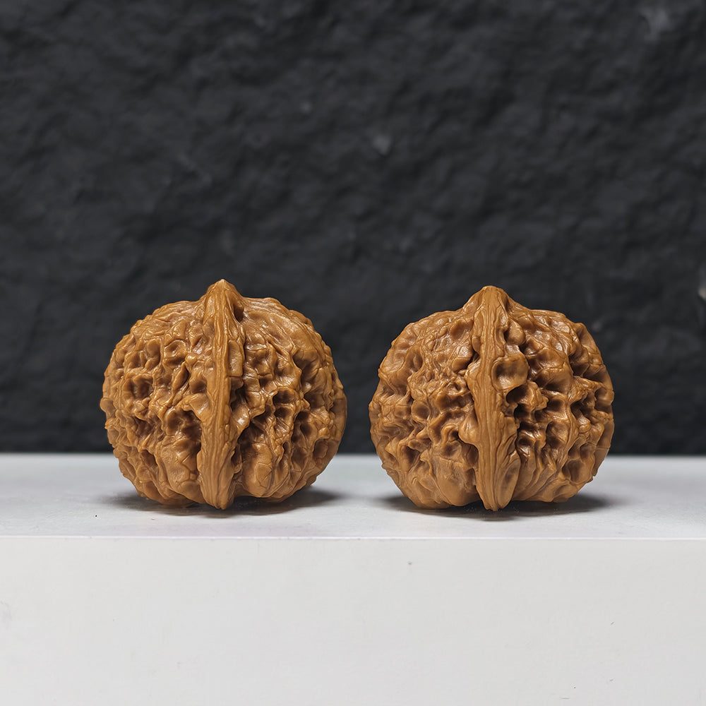 "Spherical White Lion Head" Qiu Xing Bai Shi Zi Collector Wenwan Walnuts Pair | 39.0mm x 39.0mm | BSZ-S-015945