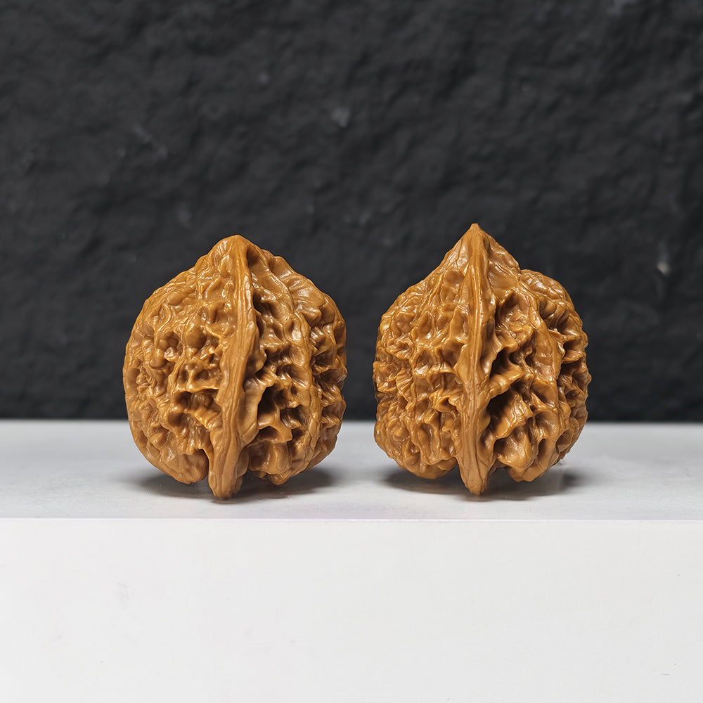 "Peach Heart Concave Base Wild Bison Lion Head" Tao Xin Ao Di Ye Niu Collector Wenwan Walnuts Pair | 38.0mm x 36.0mm | SZ-S-047971