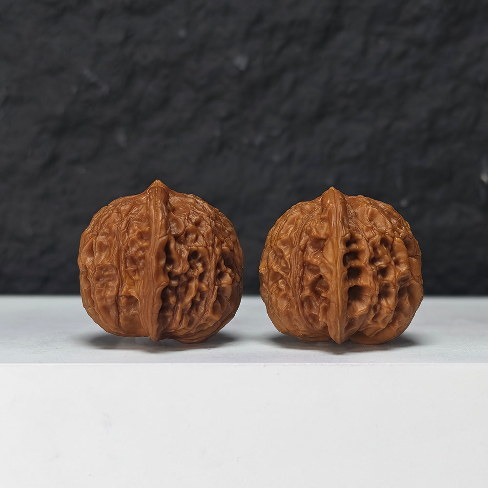"Miniature Dragon Gall" Xiu Zhen Long Dan Collector Wenwan Walnuts Pair | 34.0mm x 34.0mm | YB-SS-002968