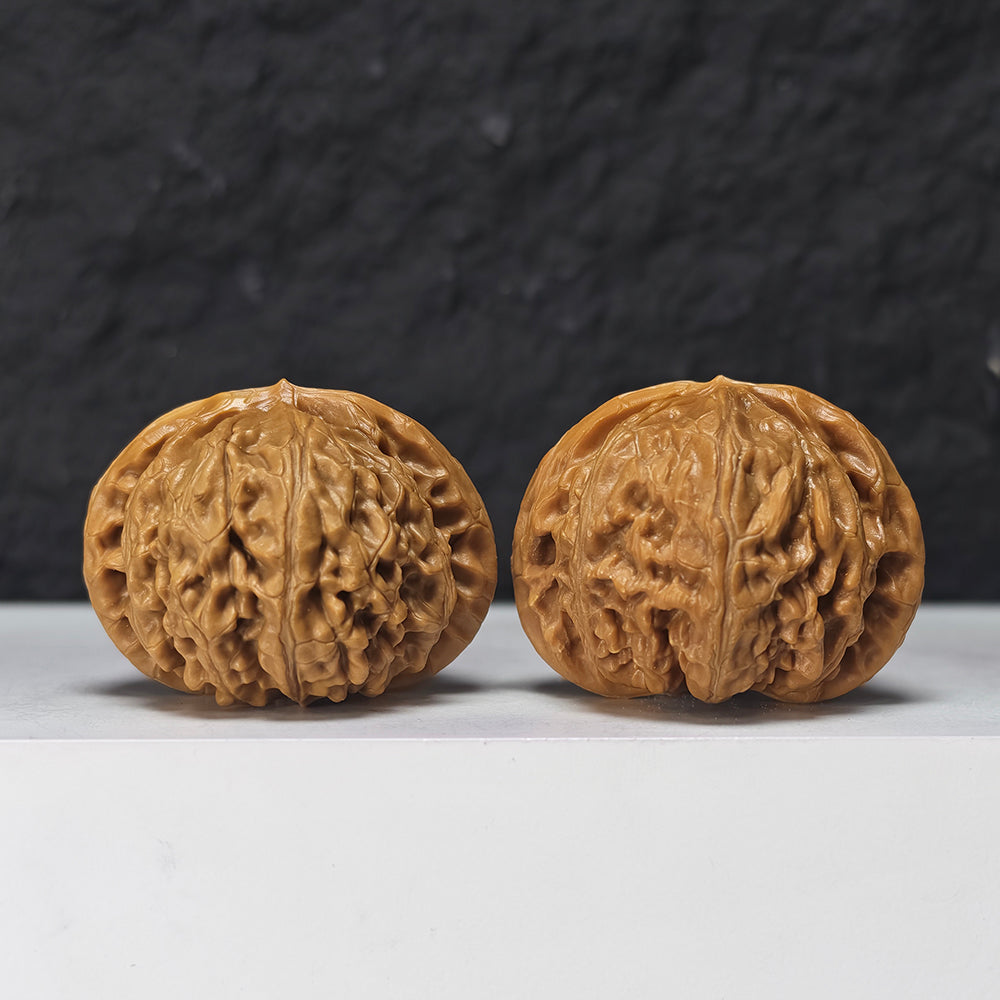 "Palace Lantern Lion Head" Gong Deng Collector Wenwan Walnuts Pair | 42.0mm x 40.0mm | SZ-S-045962
