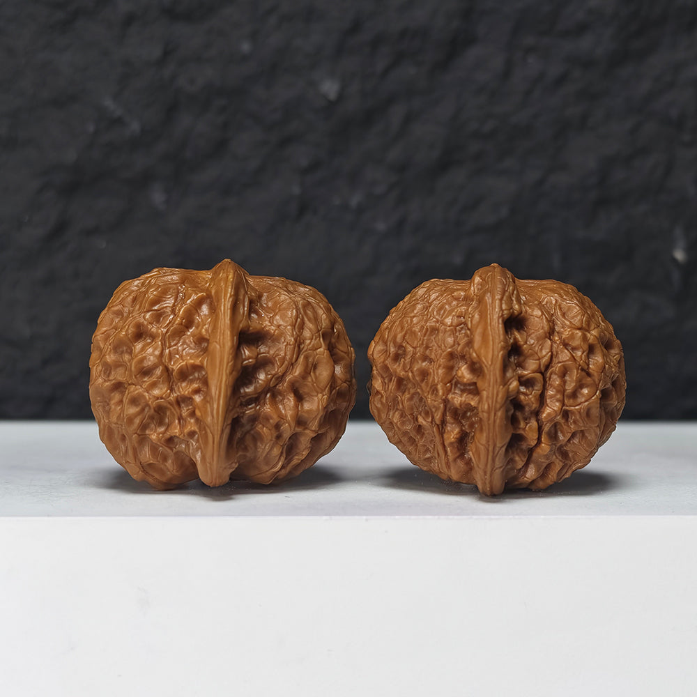 "Blood Qilin Lion Head" Xue Qi Lin Shi Zi Tou Collector Wenwan Walnuts Pair | 38.0mm x 38.0mm | SZ-SS-027973