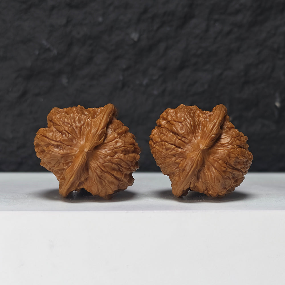 "Blood Qilin Lion Head" Xue Qi Lin Shi Zi Tou Collector Wenwan Walnuts Pair | 38.0mm x 38.0mm | SZ-SS-027973