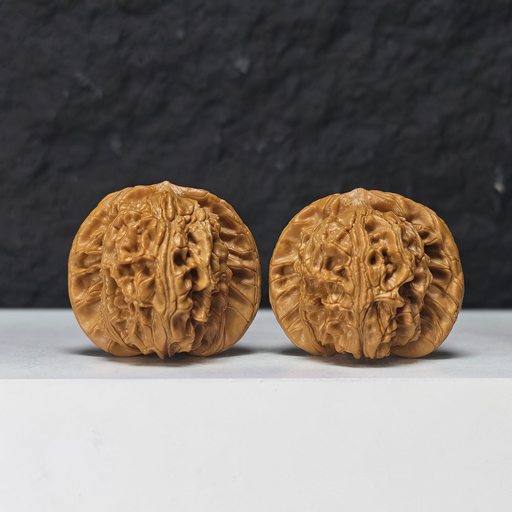 "Shui Quan Gou Scholar Hat" Shui Quan Gou Gong Zi Mao Collector Wenwan Walnuts Pair | 39.0mm x 36.0mm | GZM-S-002969