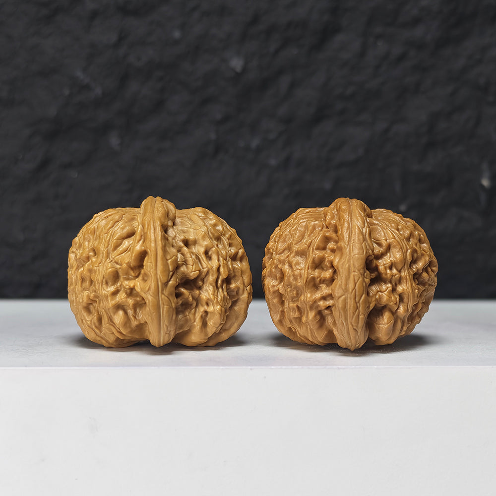 "Recessed Apex Spherical White Lion Head" Men Jian Qiu Xing Bai Shi Zi Collector Wenwan Walnuts Pair | 37.0mm x 38.0mm | BSZ-S-018961