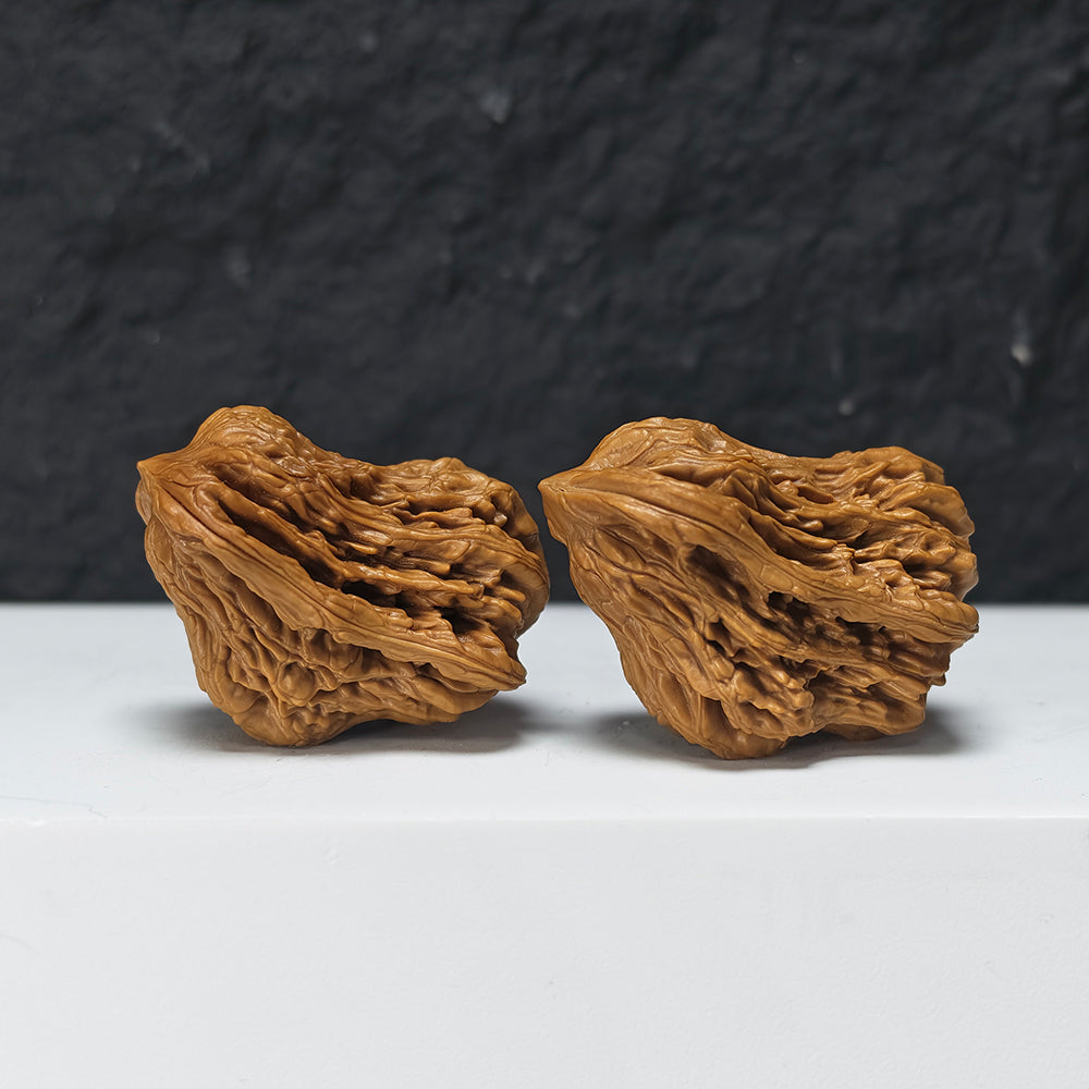 "Tiger Head Angry Bird" Hu Tou Fen Nu De Xiao Niao Collector Wenwan Walnuts Pair | 32.0mm x 36.0mm | YX-E-156860