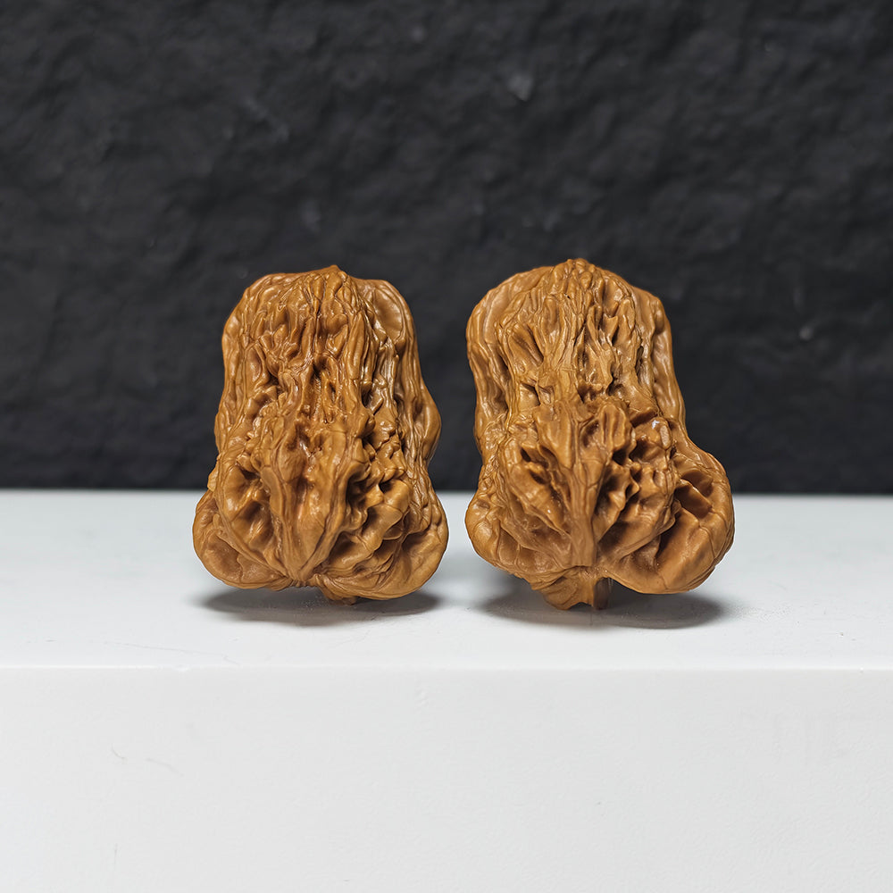 "Tiger Head Angry Bird" Hu Tou Fen Nu De Xiao Niao Collector Wenwan Walnuts Pair | 32.0mm x 36.0mm | YX-E-156860